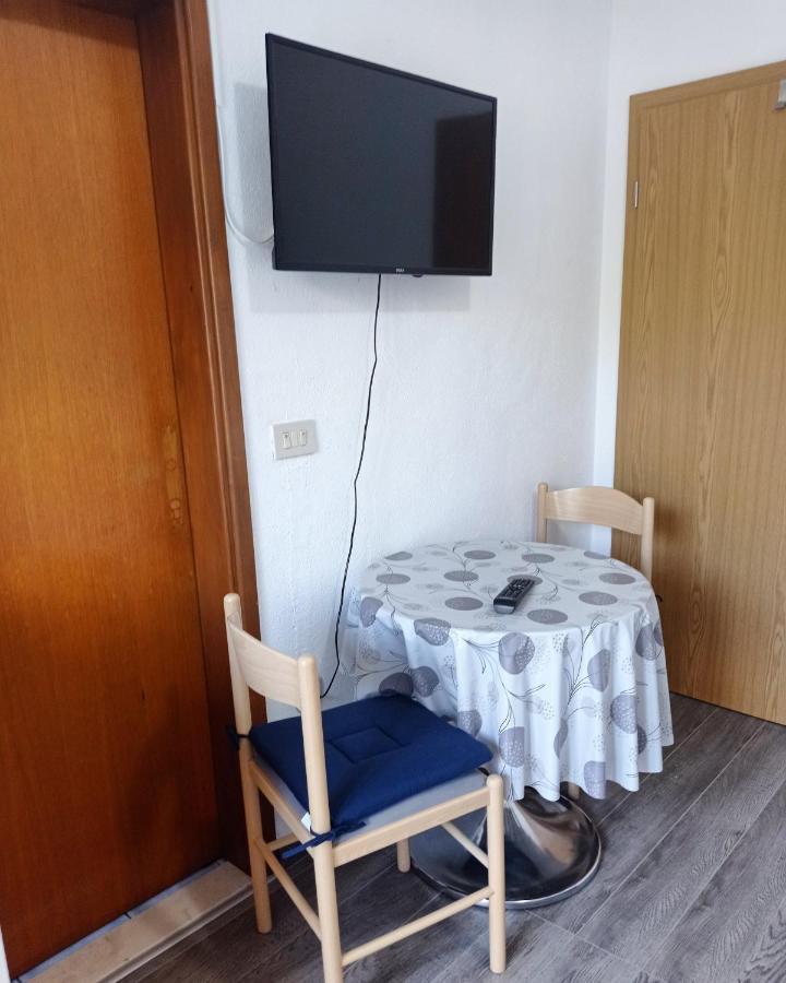 Casa Del Olivo Apartman Tučepi Kültér fotó