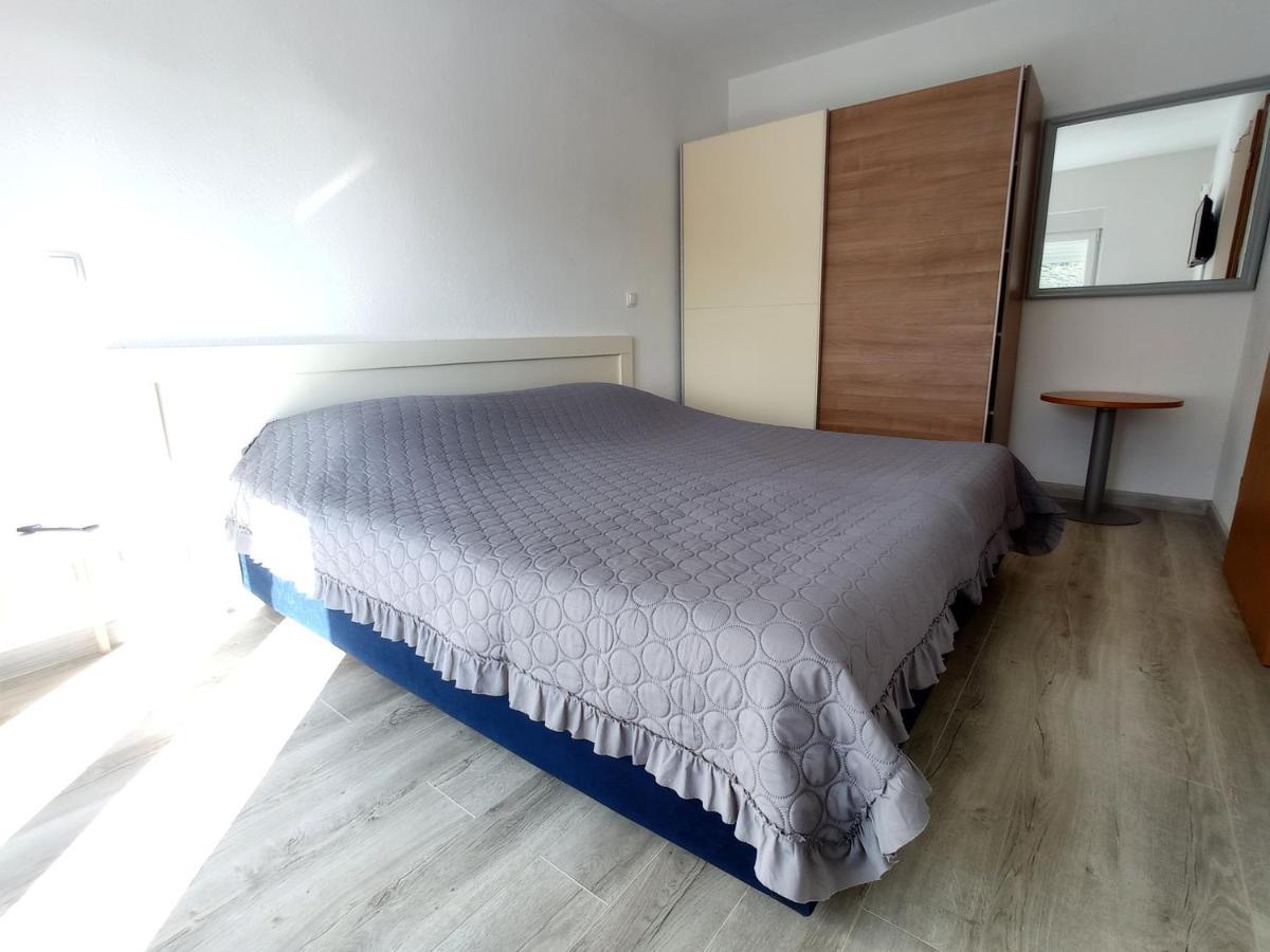Casa Del Olivo Apartman Tučepi Kültér fotó